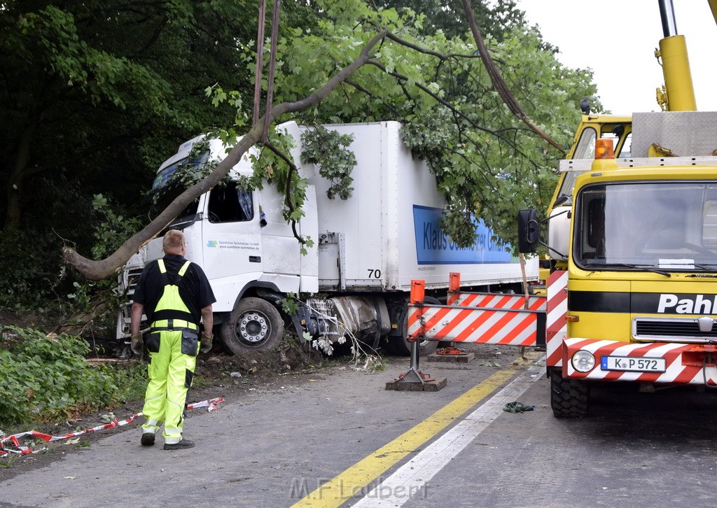 Schwerer VU A 3 Rich Oberhausen Hoehe AK Leverkusen P407.JPG - Miklos Laubert